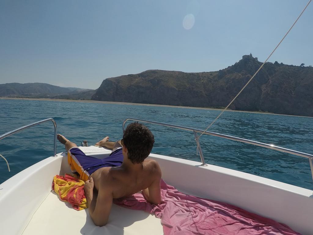 Camping B&B Gioiosa Gioiosa Marea Εξωτερικό φωτογραφία