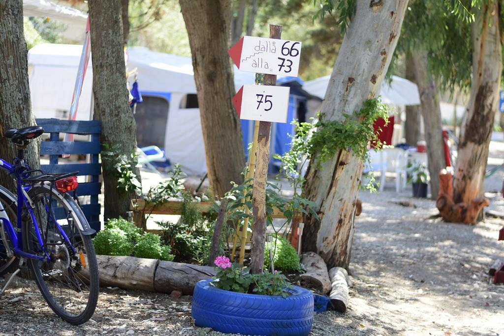 Camping B&B Gioiosa Gioiosa Marea Εξωτερικό φωτογραφία