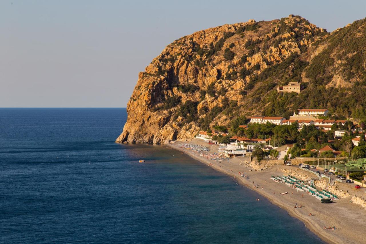 Camping B&B Gioiosa Gioiosa Marea Εξωτερικό φωτογραφία