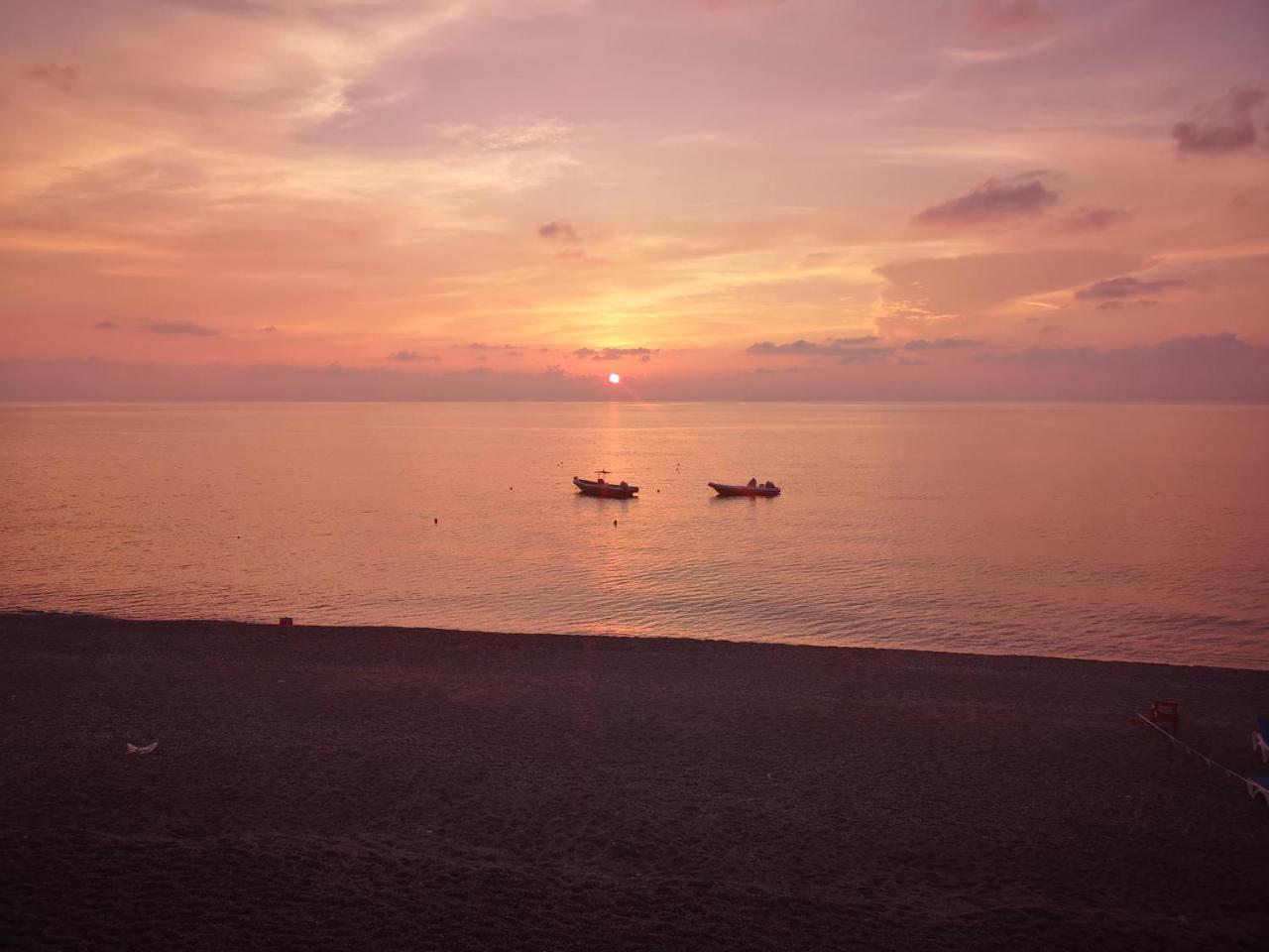 Camping B&B Gioiosa Gioiosa Marea Εξωτερικό φωτογραφία