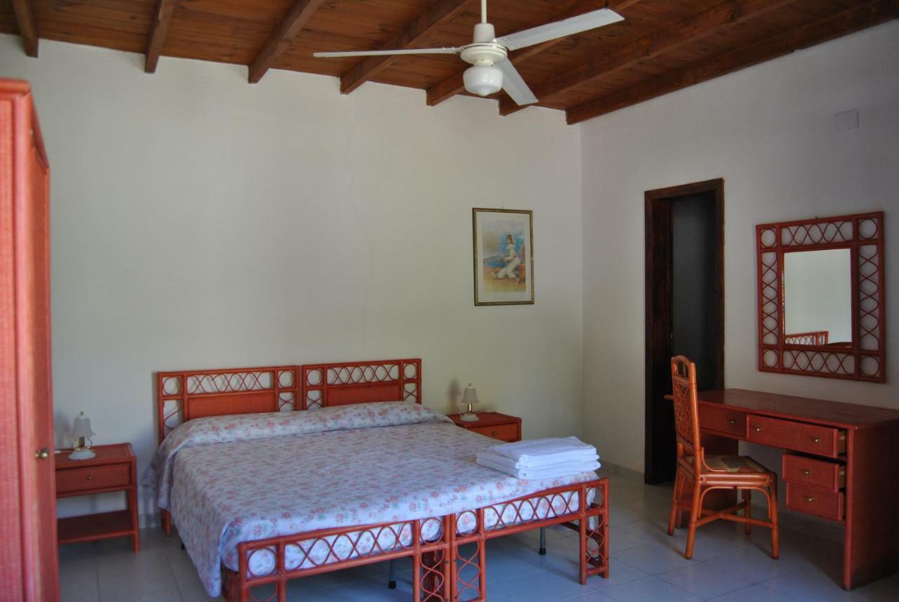 Camping B&B Gioiosa Gioiosa Marea Εξωτερικό φωτογραφία