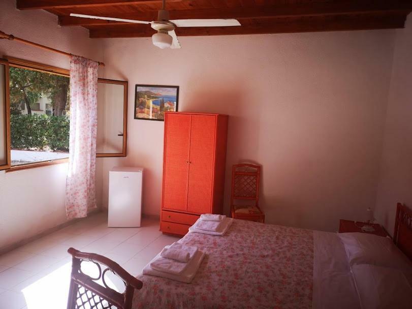 Camping B&B Gioiosa Gioiosa Marea Εξωτερικό φωτογραφία